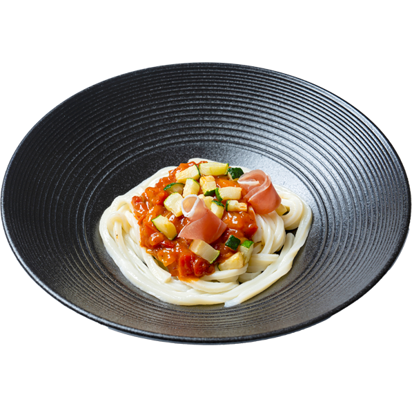 トマトとズッキーニ、生ハムのイタリアン おうどん