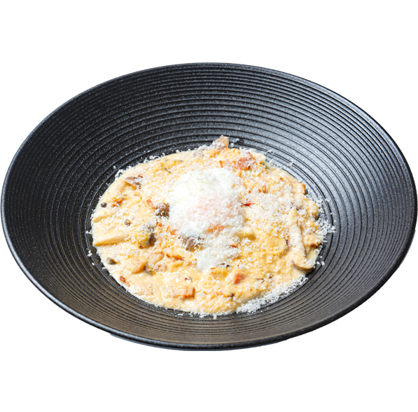 オリーブエッグのカルボナーラおうどん